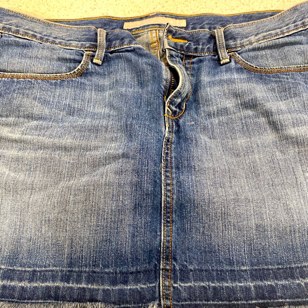 Americanan eagle size 14
Old navy size 12
Judith march size XL